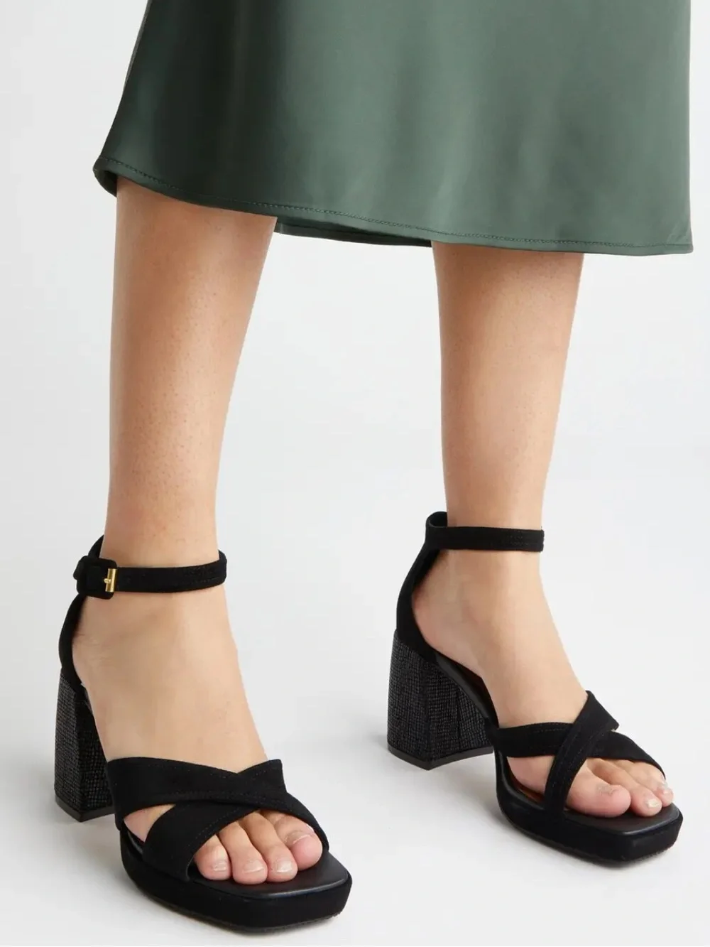 NWOT Donald Pliner Trista Black Suede Block Heel Sandal with Ankle Strap